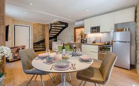 Luxury Apt Petra In 400 Year Old Stone House 4+2